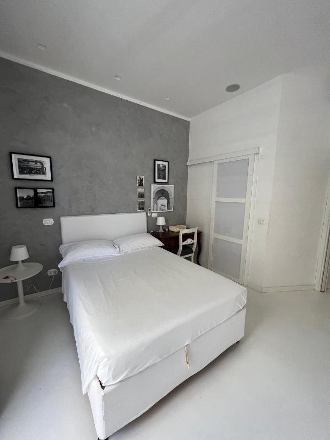 Rome, Beautiful Apartment In A Vintage Building Ostia Buitenkant foto